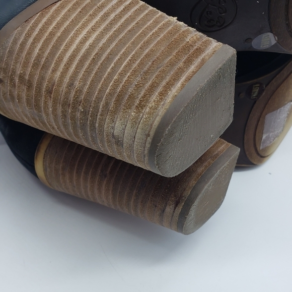 Lucky Brand women US 9.5 black ankle booties leather stacked heel side zip snap - Picture 3 of 14